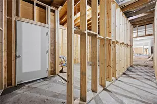 1109 E Carson St, Pittsburgh, PA 15203 - Photo 3