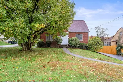 3217 Elderwood Dr, Bethel Park, PA 15102 - Photo 3