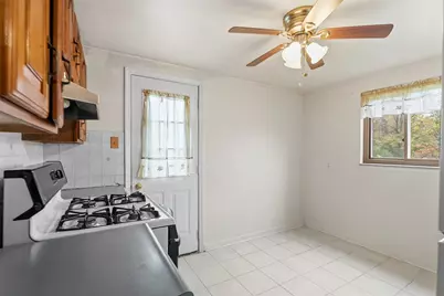 3217 Elderwood Dr, Bethel Park, PA 15102 - Photo 11