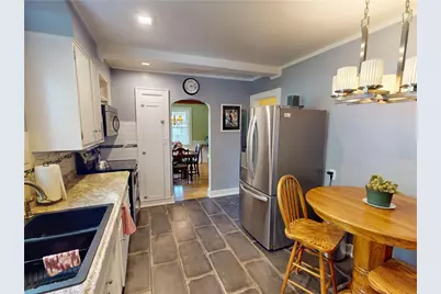 116 E Rockenstein Ave, Twp of But SE, PA 16001 - Photo 9