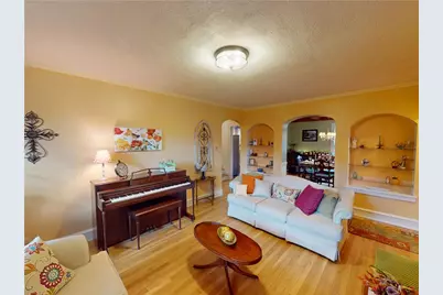 116 E Rockenstein Ave, Twp of But SE, PA 16001 - Photo 5