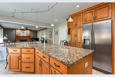 340 Fox Meadow Dr, Pine Township, PA 15090 - Photo 11