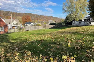 624 4th St, Monongahela, PA 15063 - Photo 5