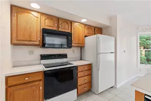 305 Newbury Dr, Monroeville, PA 15146 - Photo 23