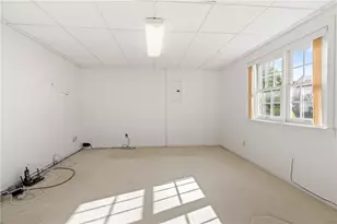 305 Newbury Dr, Monroeville, PA 15146 - Photo 7