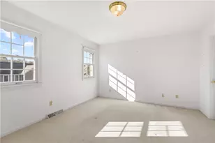 305 Newbury Dr, Monroeville, PA 15146 - Photo 37