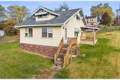 132 Burns St, Imperial, PA 15126 - Photo 1