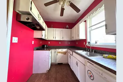 709 Brooklyn Ave, New Castle, PA 16101 - Photo 5