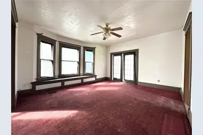 709 Brooklyn Ave, New Castle, PA 16101 - Photo 3