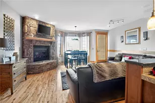 496 Southwind Cir, Seven Springs, PA 15622 - Photo 5