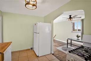 813 Alberta Dr, West Mifflin, PA 15122 - Photo 15