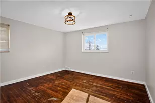 813 Alberta Dr, West Mifflin, PA 15122 - Photo 17