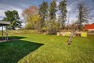 813 Alberta Dr, West Mifflin, PA 15122 - Photo 33