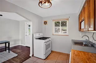 813 Alberta Dr, West Mifflin, PA 15122 - Photo 15