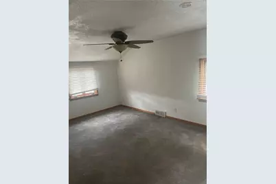 407 Longview Dr, Monroeville, PA 15146 - Photo 3