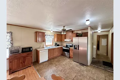 1761 Old Youngstown Rd, Union Township, PA 16116 - Photo 13