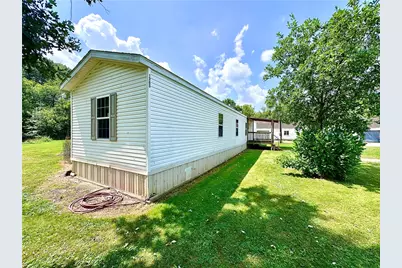 1761 Old Youngstown Rd, Union Township, PA 16116 - Photo 7