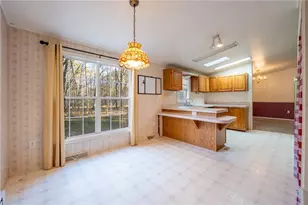 402 Ridgeview Rd, Jenner Township, PA 15531 - Photo 13