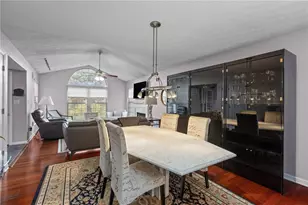 1529 Meerschaum Ln, Kennedy Township, PA 15108 - Photo 9