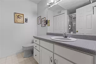 1529 Meerschaum Ln, Kennedy Township, PA 15108 - Photo 15