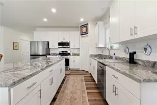 812 Curtman Ct, Pittsburgh, PA 15068 - Photo 9