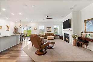 812 Curtman Ct, Pittsburgh, PA 15068 - Photo 7