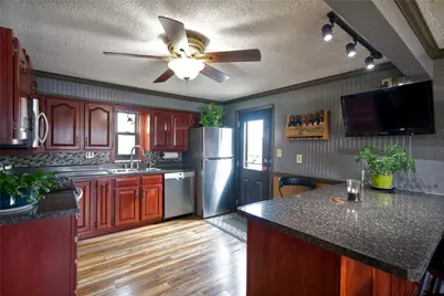 110 Orchard Ln, Center Township, PA 16001 - Photo 7