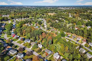 1015 Highfield Rd, Bethel Park, PA 15102 - Photo 33