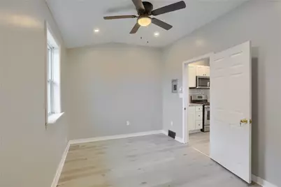 620 Wayne Ave, Ellwood City, PA 16117 - Photo 17