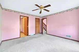 1010 Timberwood Dr, Chippewa Township, PA 15010 - Photo 21