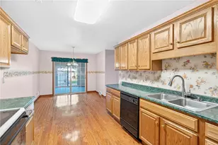 1010 Timberwood Dr, Chippewa Township, PA 15010 - Photo 9