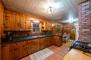 250 Rhoda Ave, Allegheny Township, PA 15656 - Photo 11