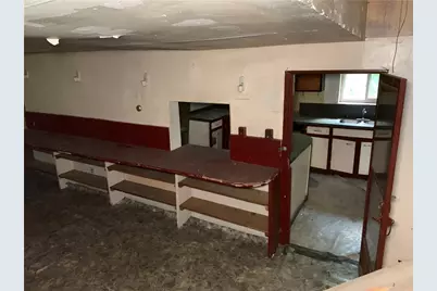 302 Arcadia Rd, Montgomery-Grant, PA 15712 - Photo 5