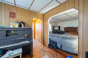 1400 Muldowney Ave, Pittsburgh, PA 15207 - Photo 9