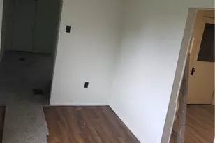 18 Sprain St, Pittsburgh, PA 15212 - Photo 9