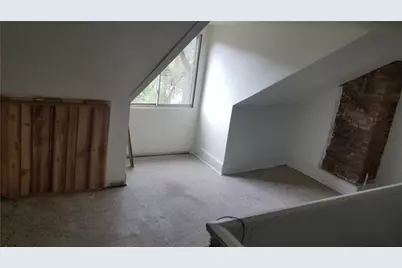 18 Sprain St, Pittsburgh, PA 15212 - Photo 15