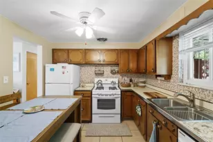 89 Lilmont Dr, Pittsburgh, PA 15218 - Photo 13