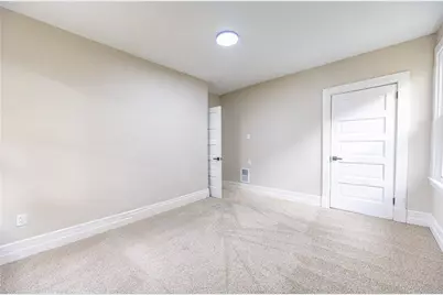 389 Ambard Ave, Ross Twp, PA 15202 - Photo 17