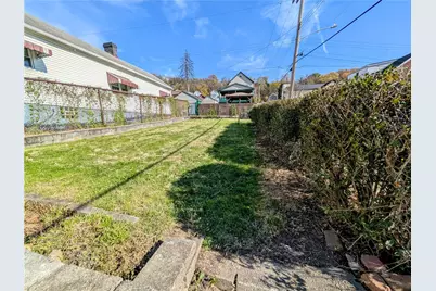 643 Indiana Ave, Glassport, PA 15045 - Photo 31