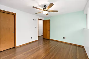 7716 Wick Dr, Ross Twp, PA 15237 - Photo 29