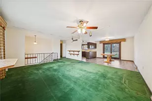 502 Hemlock, Mt Pleasant Boro, PA 15666 - Photo 3