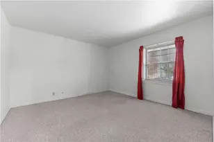 103 Jamestown Dr, Scott Township, PA 15216 - Photo 15