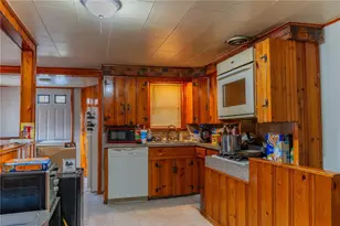 1924 Cherry Alley, Monaca, PA 15061 - Photo 7