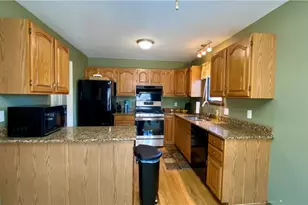 200 Porter, Springdale Boro, PA 15144 - Photo 9