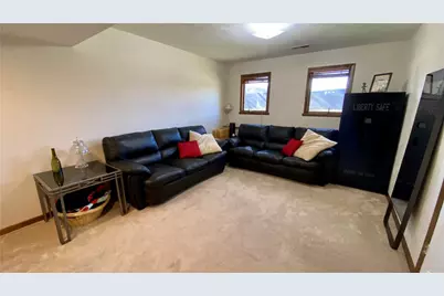 200 Porter, Springdale Boro, PA 15144 - Photo 21