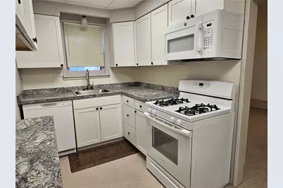 629 R Walnut St, Irwin, PA 15642 - Photo 11