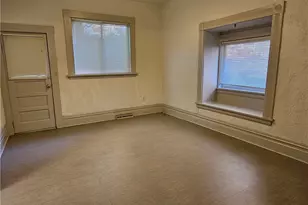 629 R Walnut St, Irwin, PA 15642 - Photo 7