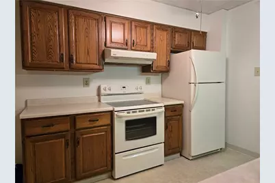 820 E Beau St #2L, South Strabane, PA 15301 - Photo 3