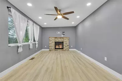 600 Neville Rd, Brighton Township, PA 15009 - Photo 11