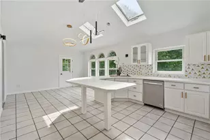 1017 McCoy Rd, Kennedy Township, PA 15136 - Photo 5